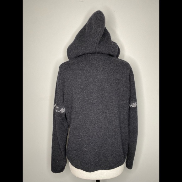 Neve Designs Vintage Nordic Fair Isle Wool Sweater - Picture 3 of 7